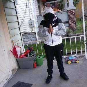 Meet your Posher, Deonda